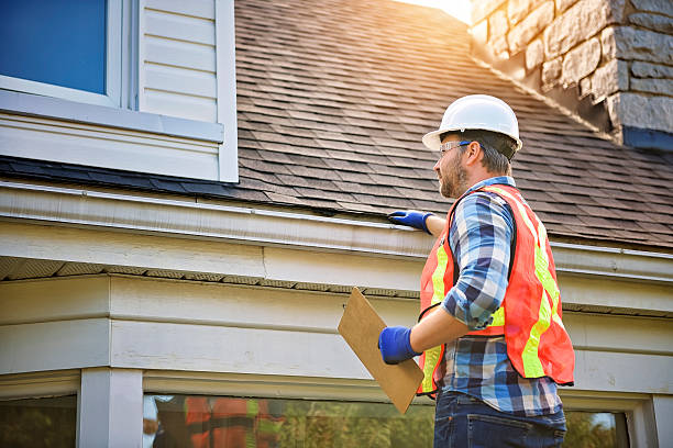 Licensed Gutter Installation service in Oostburg, WI - Roof Repair Smedway